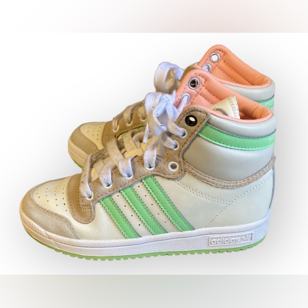 EUC adidas Top Ten Hi
Star Wars The Mandalorian The Child - Picture 2 of 13
